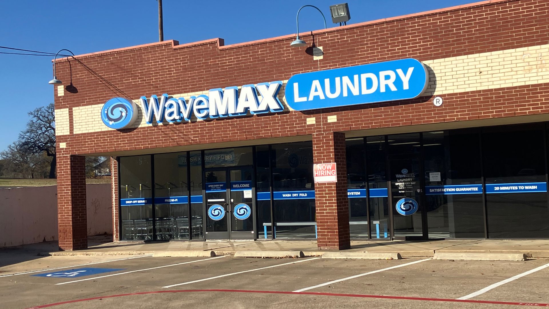 Wavemax Bedford - 2301 N Central Drive