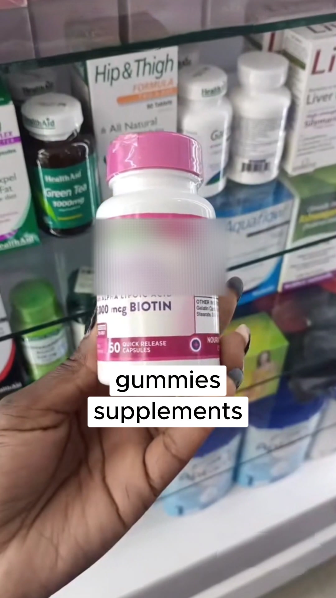 Dermatologist from Stanford reveals how to stop menopausal hair loss