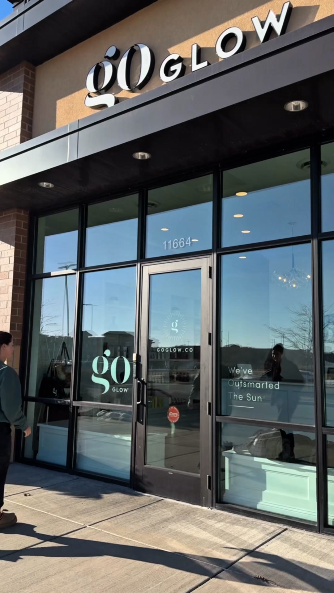 goGLOW Tanning Salon ad creative