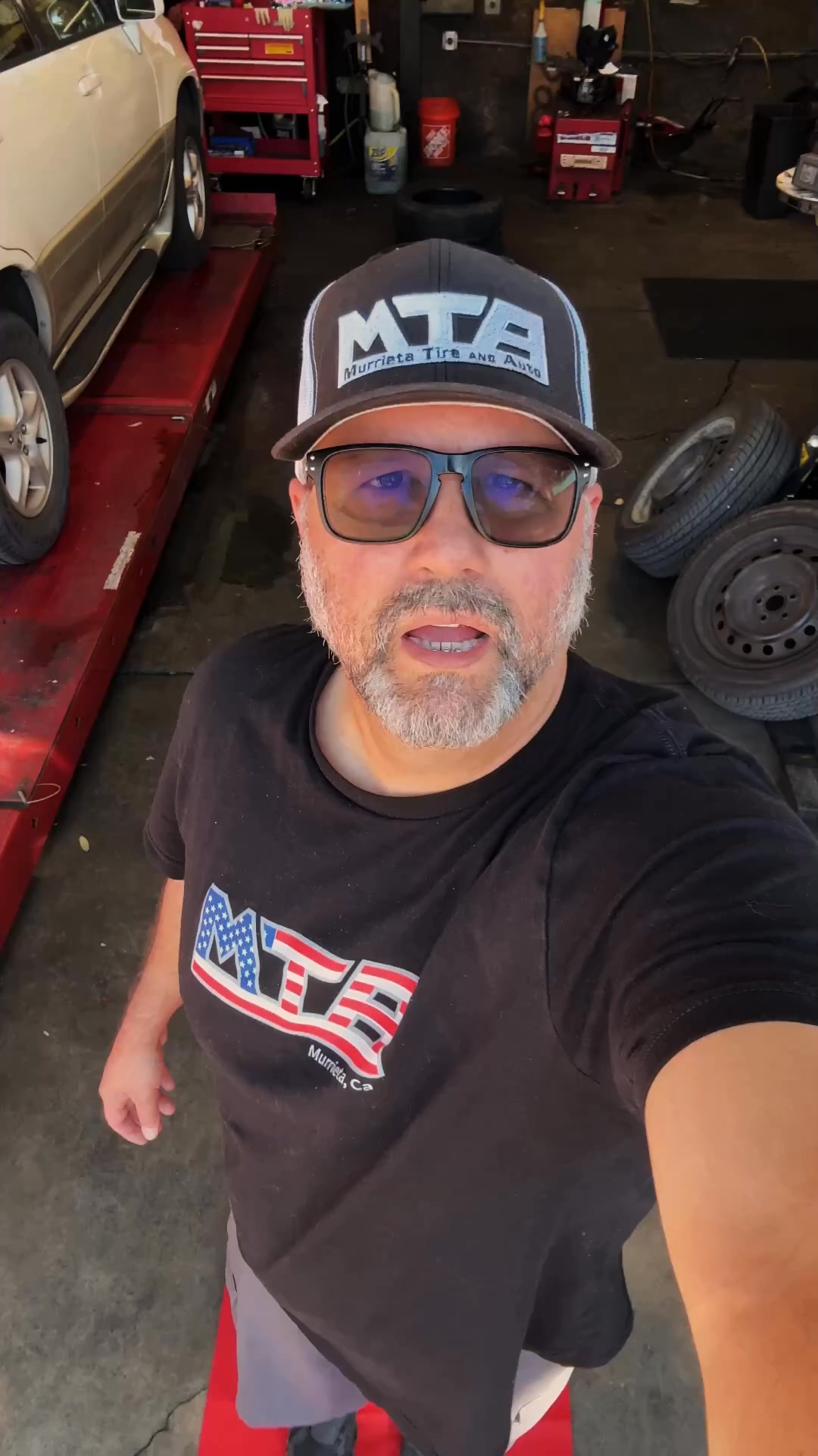 🟥 Red Carpet Oil Change – Service Done Right