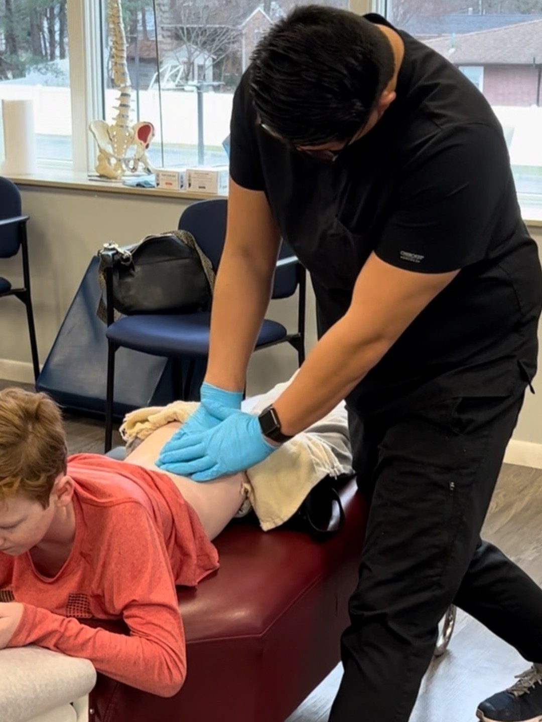 Advanced Sports Medicine & Physical Therapy Chiropractor ad creative