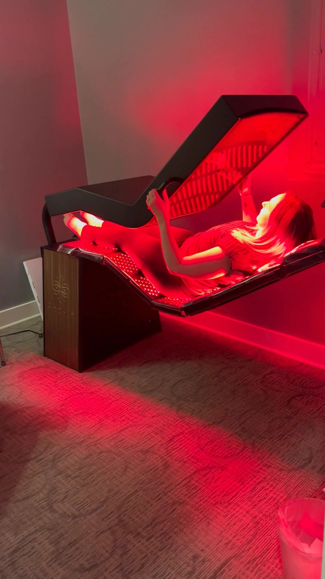 $49 Exam + 1 FREE Red Light Therapy Session (Save 78%)