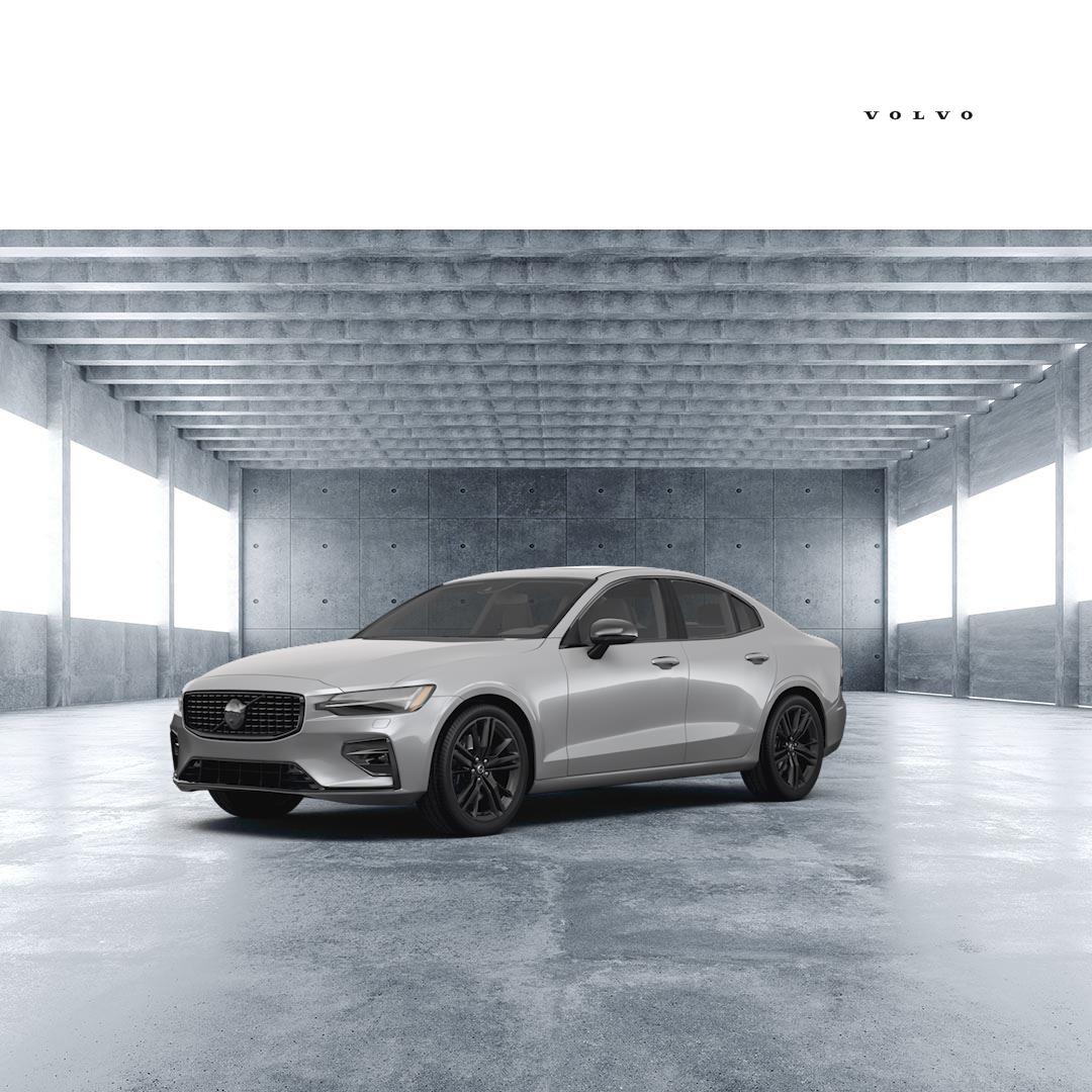 2024 Volvo S60 Plus Dark Theme