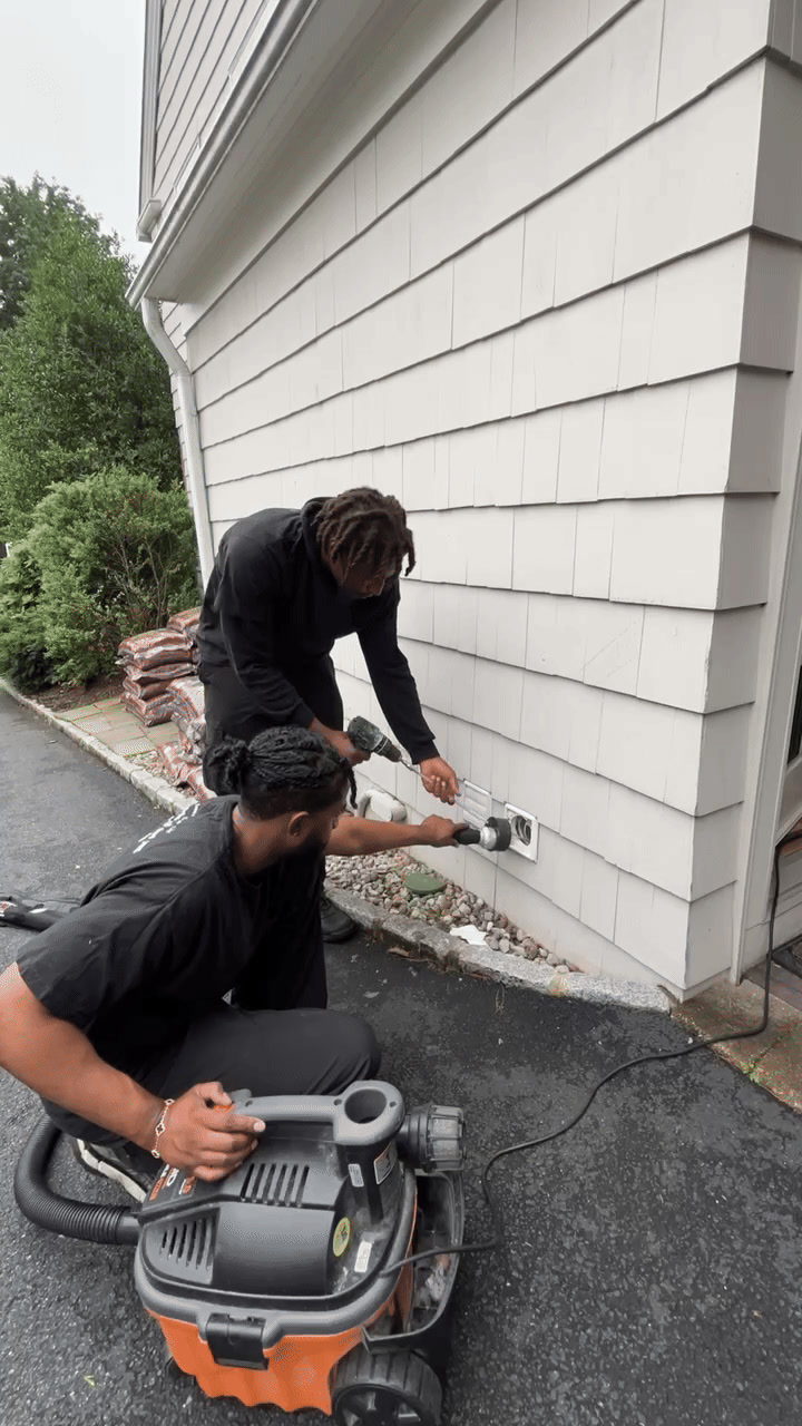 The Dryer Guys LLC Appliance Repair ad creative