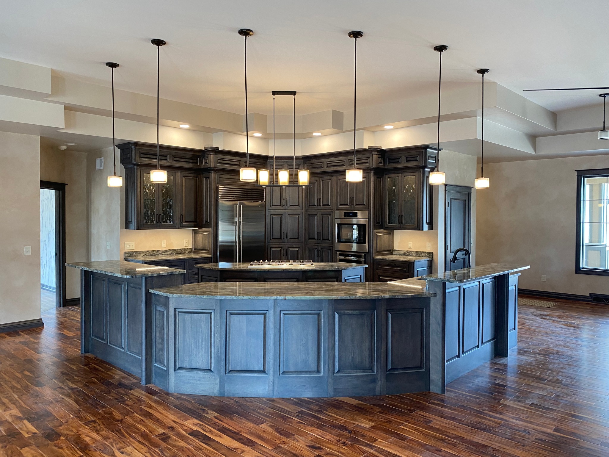 Woodcraft Specialties & Renew A Kitchen Inc Cabinet & Countertop ad creative