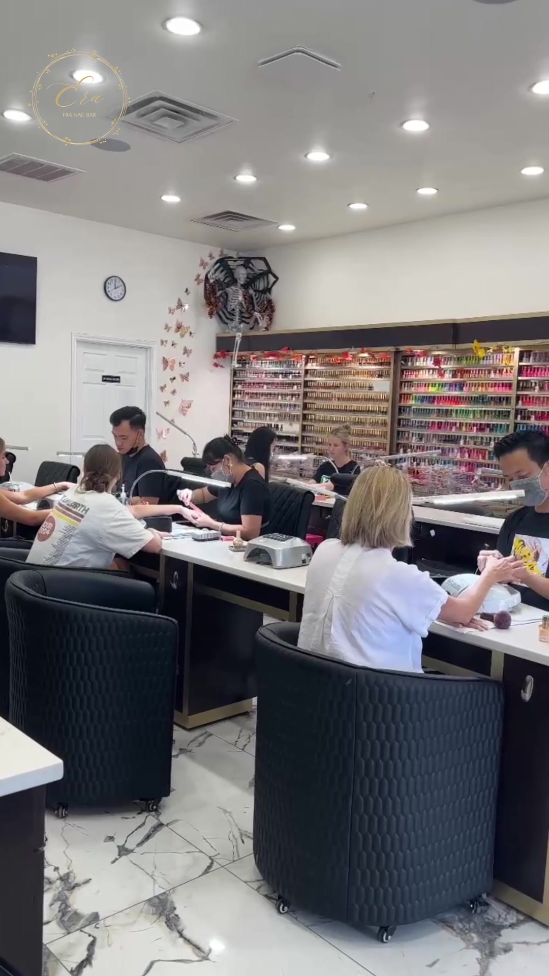 Era Nail Bar Nail Salon ad creative