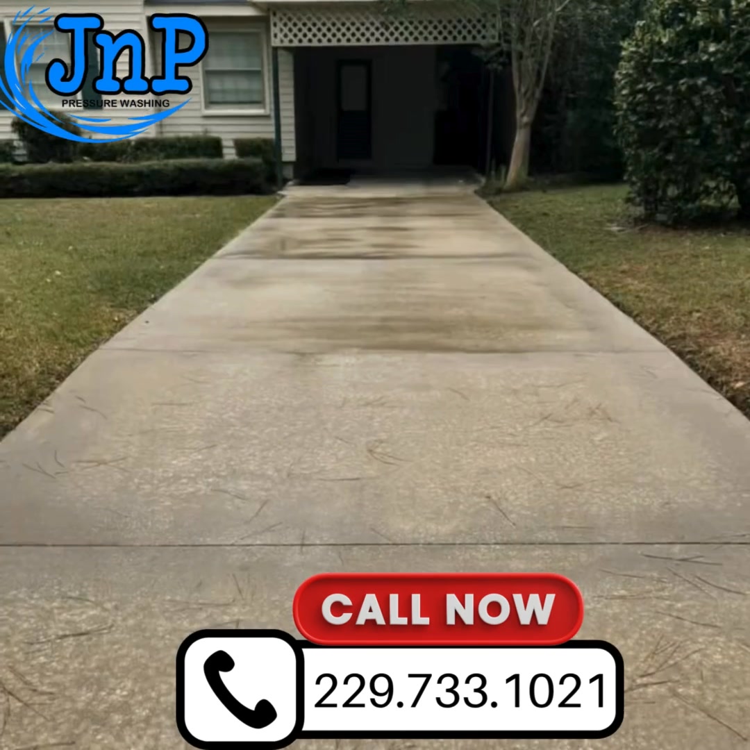 👉 Book your FREE Estimate today and let us bring back the sparkle!