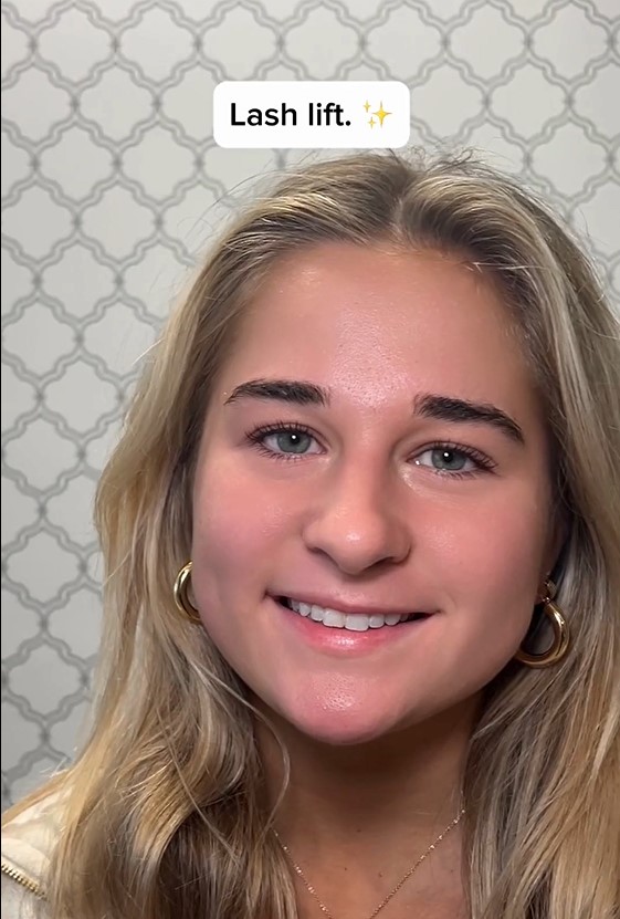 The Lash Lounge Eyelash & Brow Studio ad creative