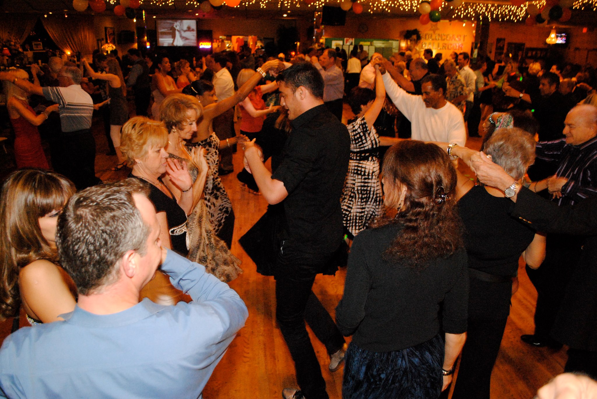 Goldcoast Ballroom Dance Studio ad creative