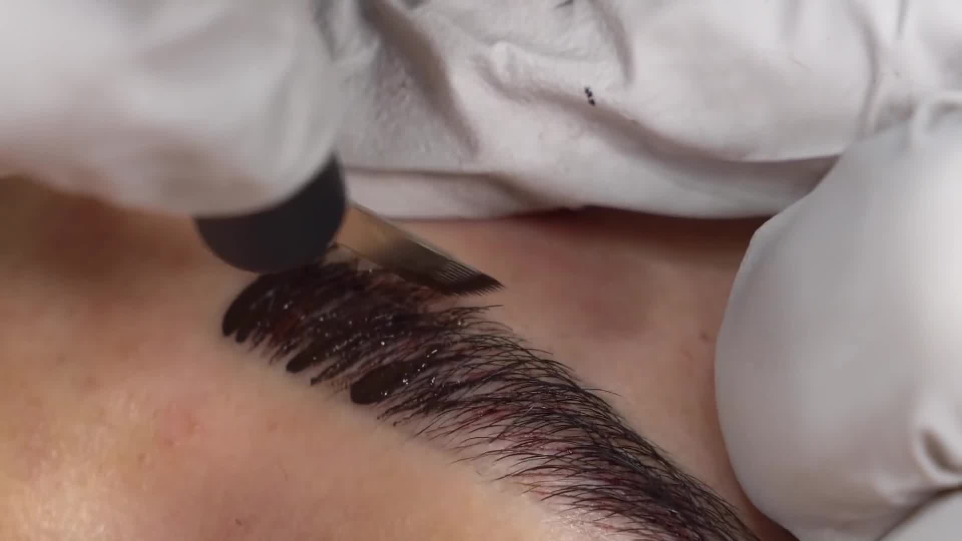 Status Ink Eyelash & Brow Studio ad creative