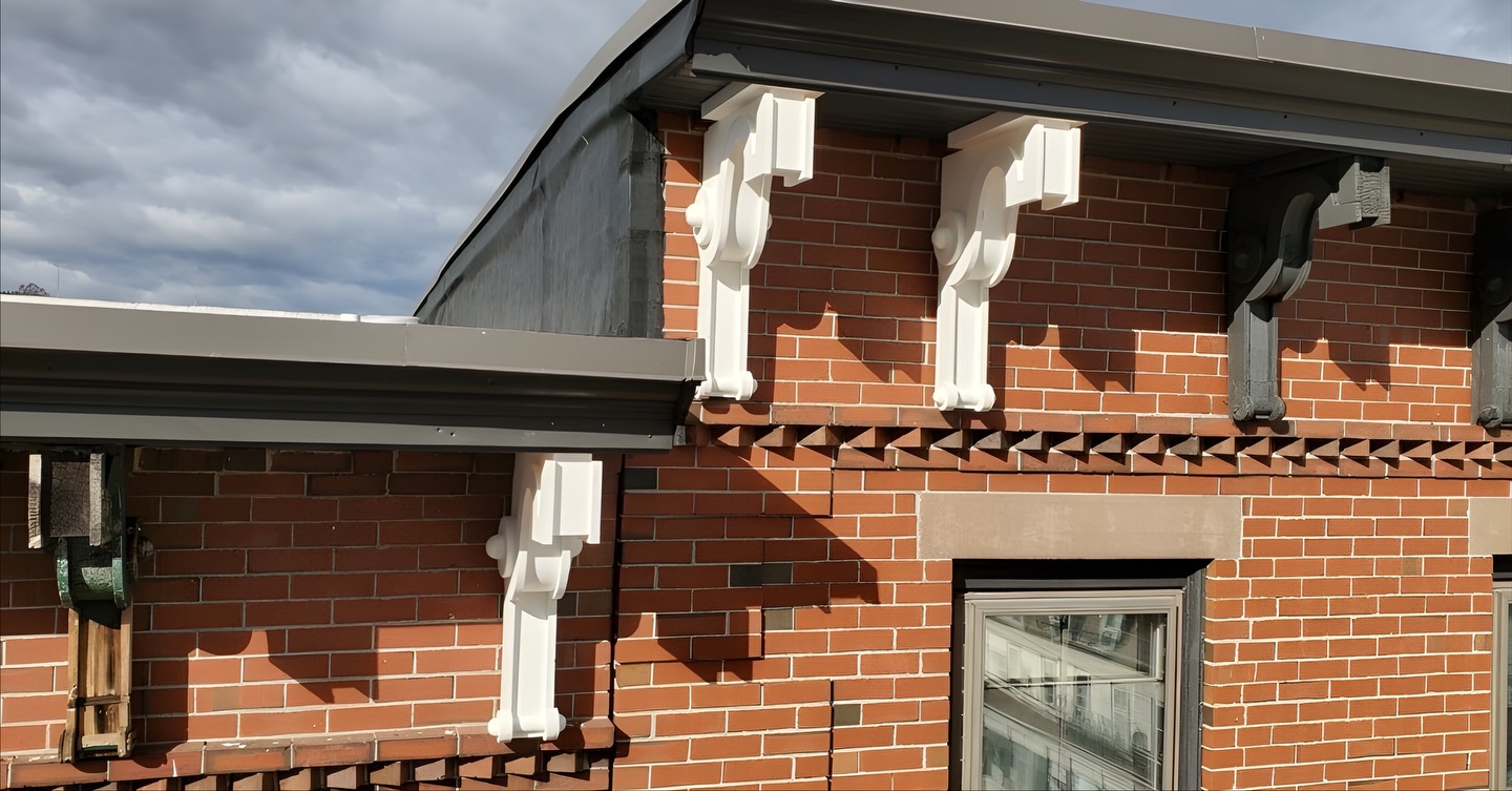 Plum ProExteriors General Contractor ad creative