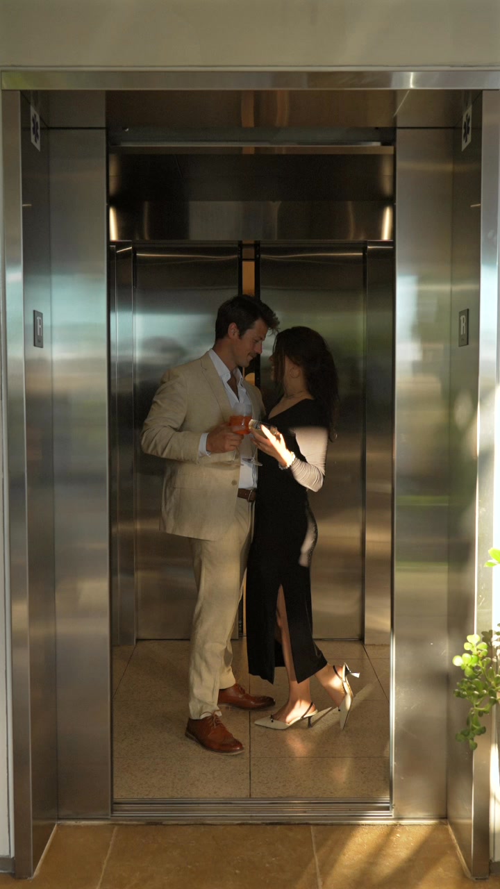 Dive Coronado Restaurant ad creative