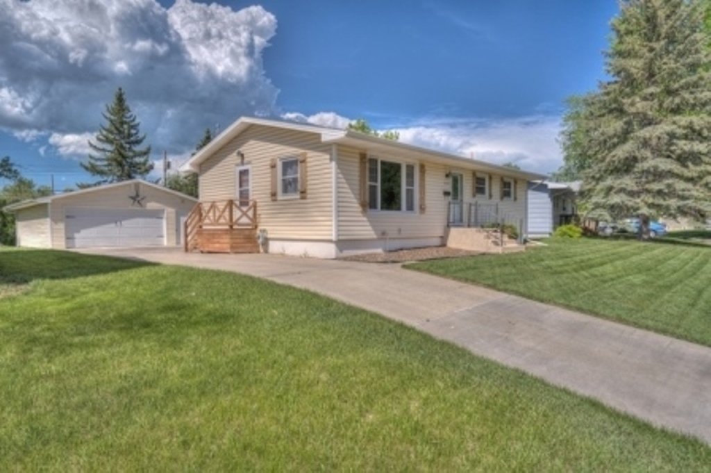 Josh Uhre Property Management ad creative