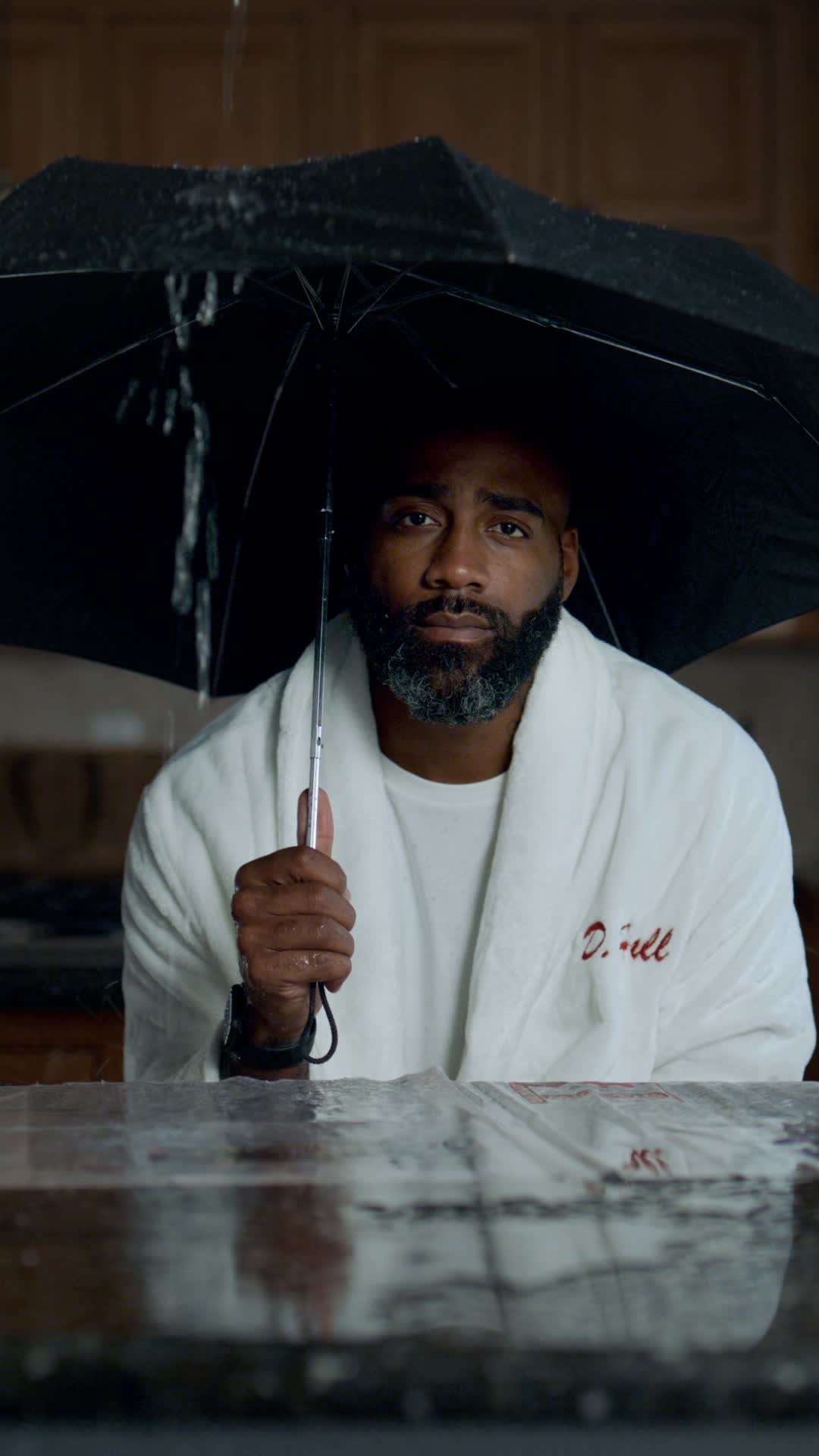 GREEN OAK EXTERIORS Roofing ad creative