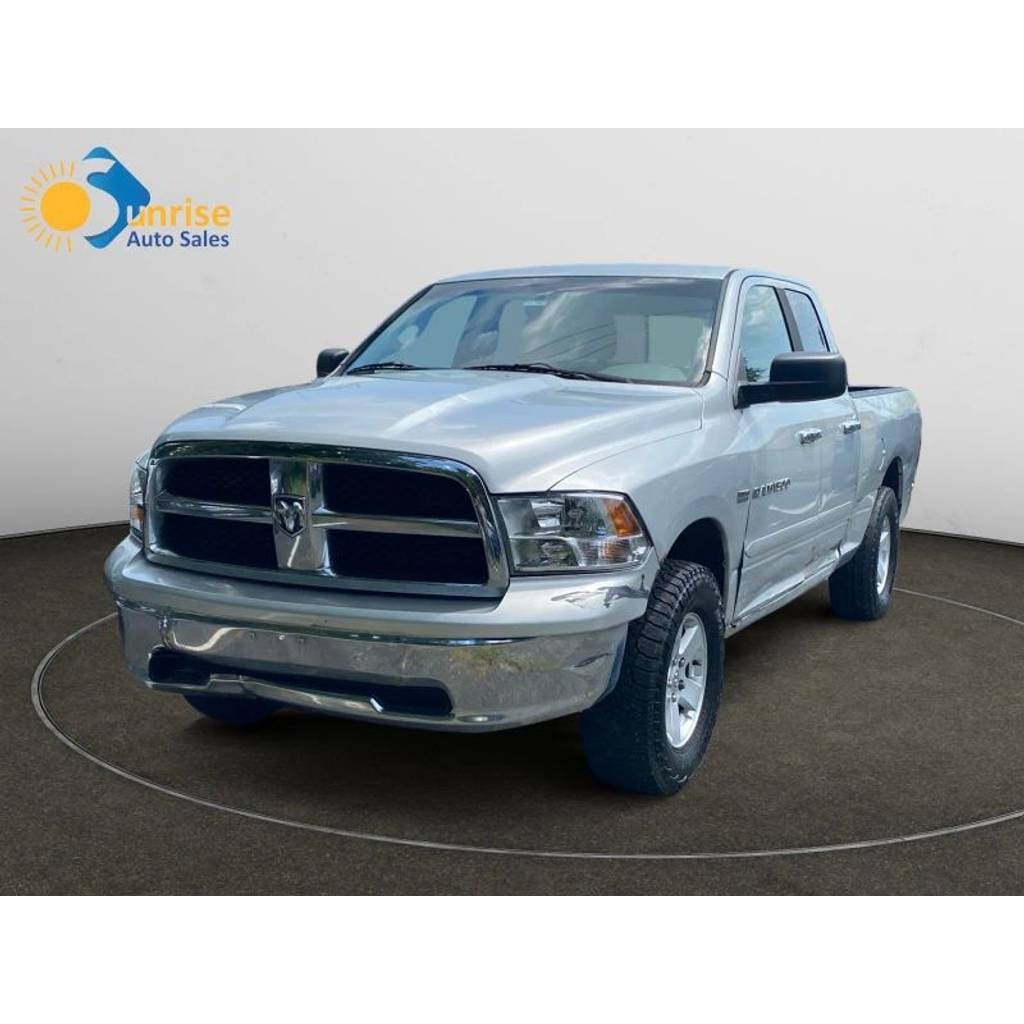 Sunrise Auto Sales & Services Auto Dealer ad creative