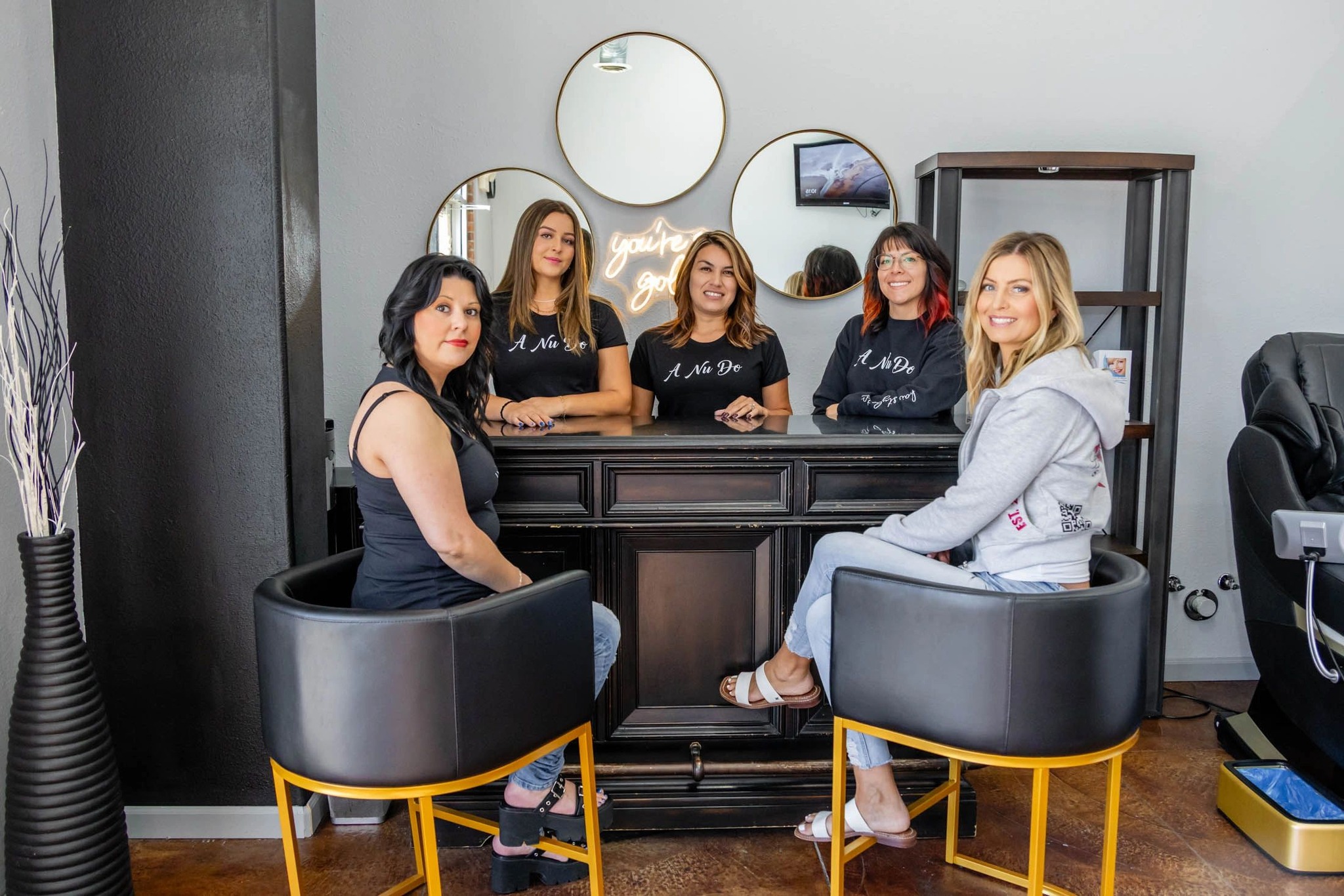 Experience Top Beauty Services​