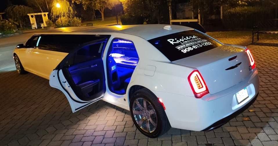 Riviera Limousines Limo Service ad creative