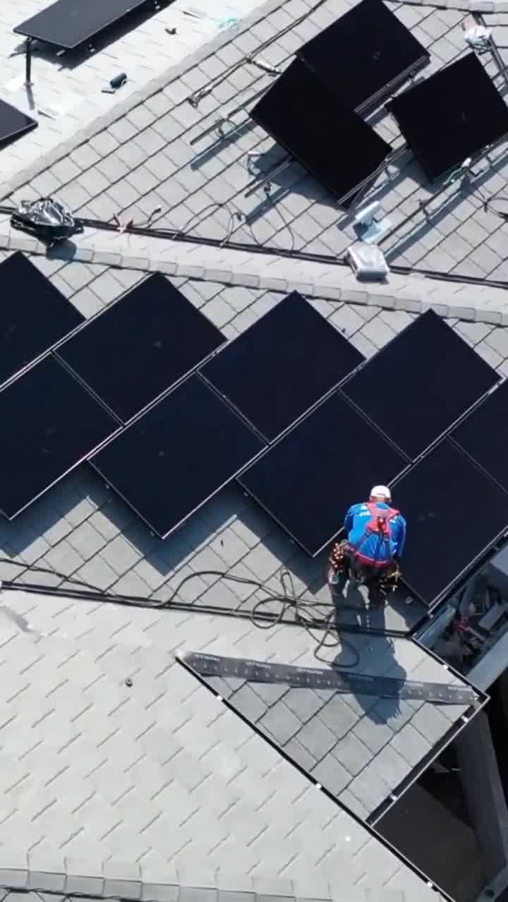 Plug It In Solar Solar ad creative