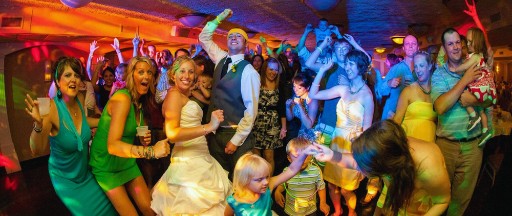 Midwest Sound DJ Entertainment DJ Service ad creative