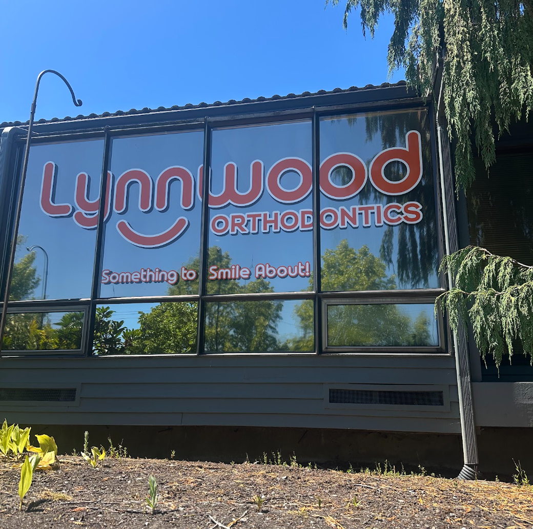 $1000 Off Braces or Clear Aligners