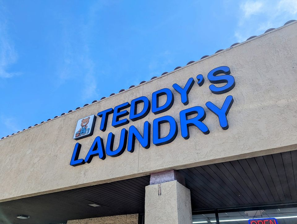 Teddy's Laundry (Lavanderia) - Fontana