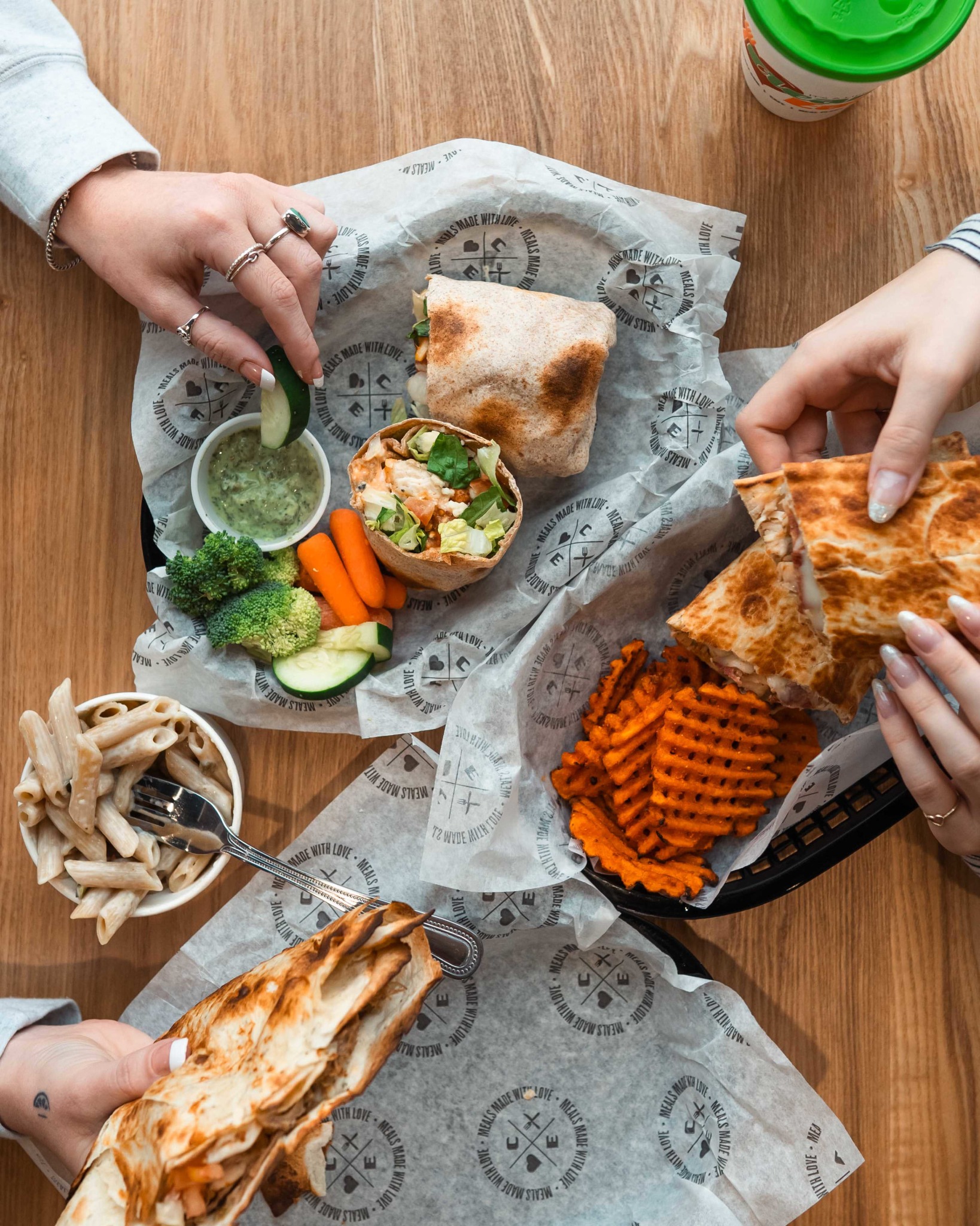 Clean Eatz Restaurant ad creative