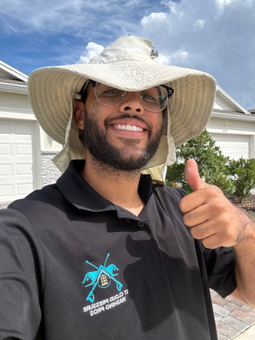 Need Your Pavers Sealed? I Can Help👉