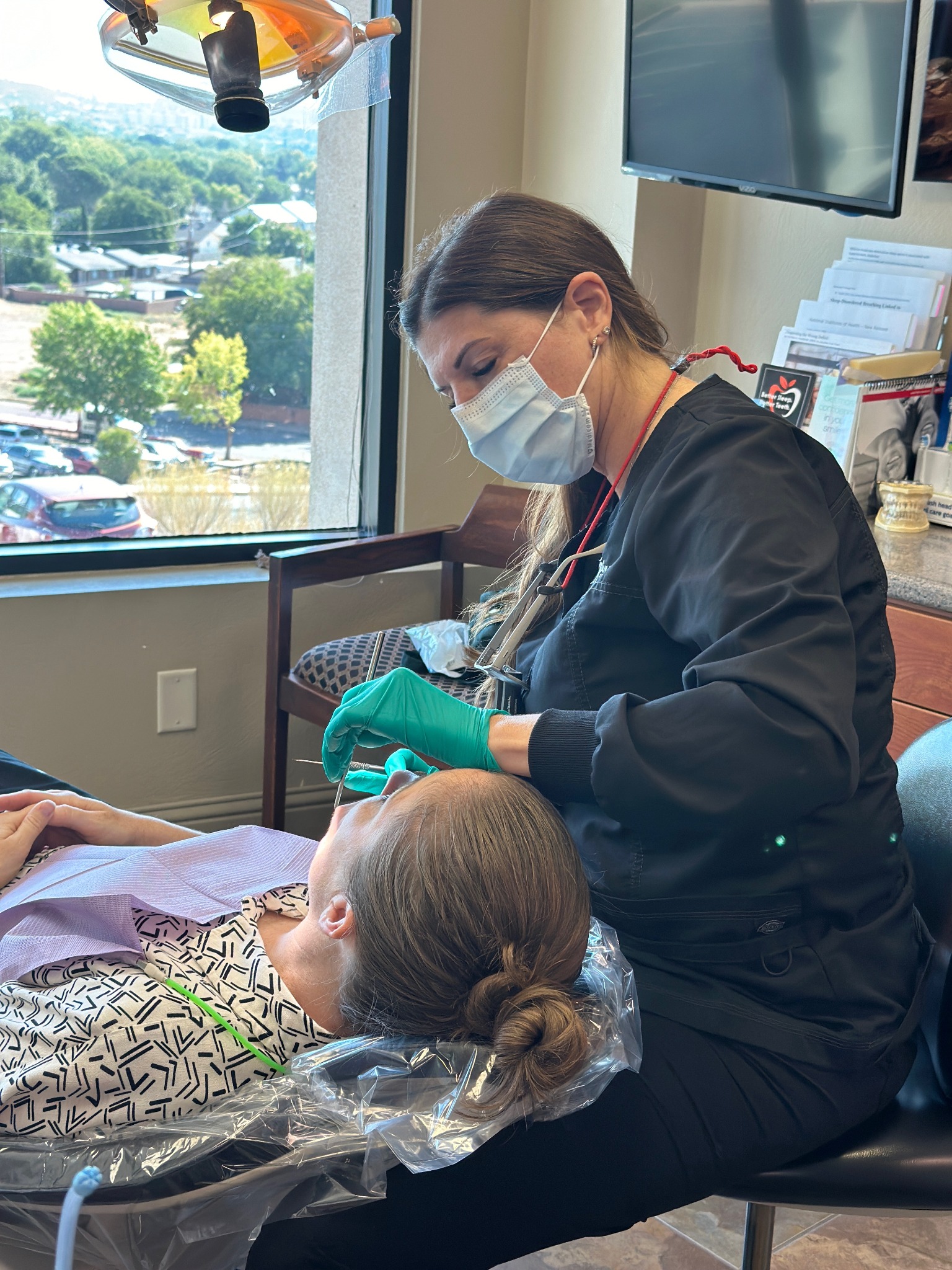 $99 Teeth Cleaning, Exam, X-rays, & Teeth Whitening Kit!