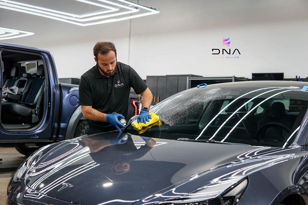 DNA Auto Glass
