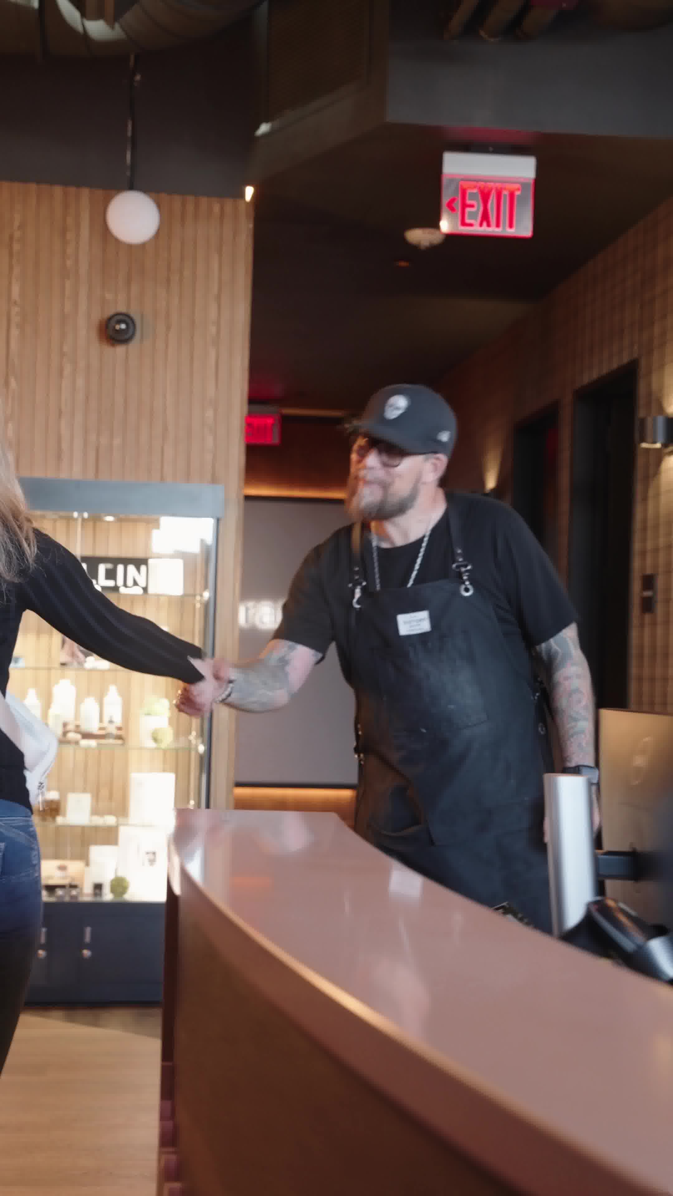 Aura spa & Bang Salon Day Spa ad creative