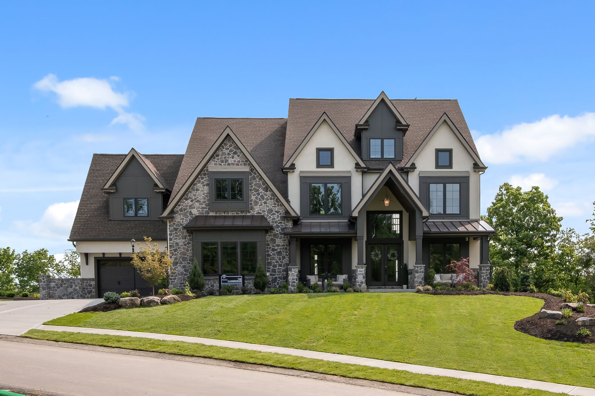 Infinity Custom Homes General Contractor ad creative