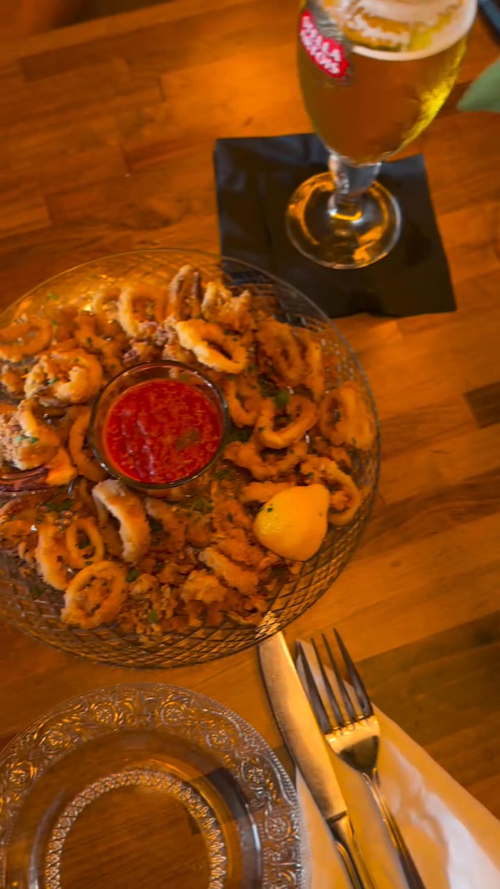 Enjoy the Gift Card Bonus Offer Today 🍽️