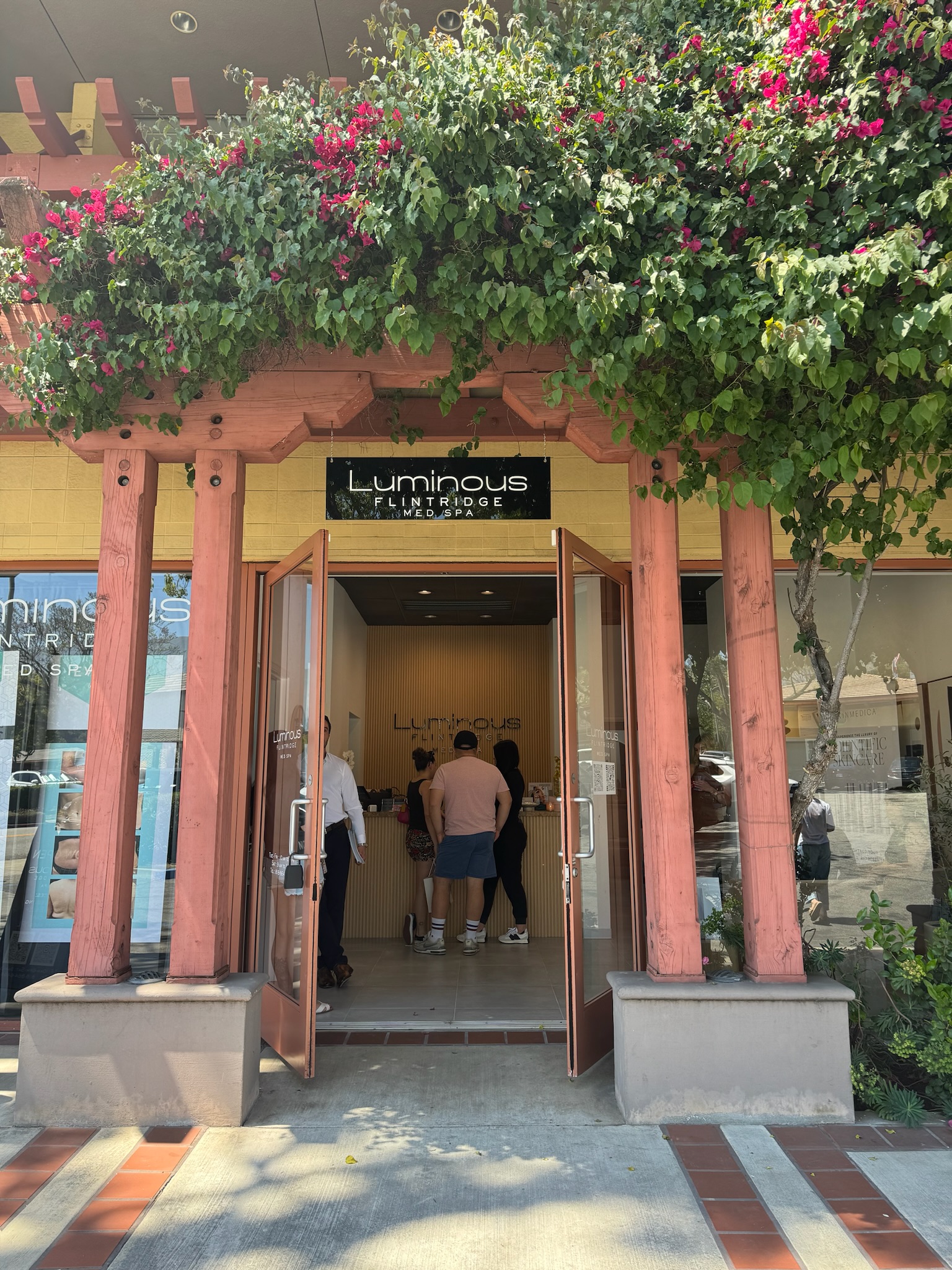 Luminous Flintridge Med Spa Med Spa ad creative