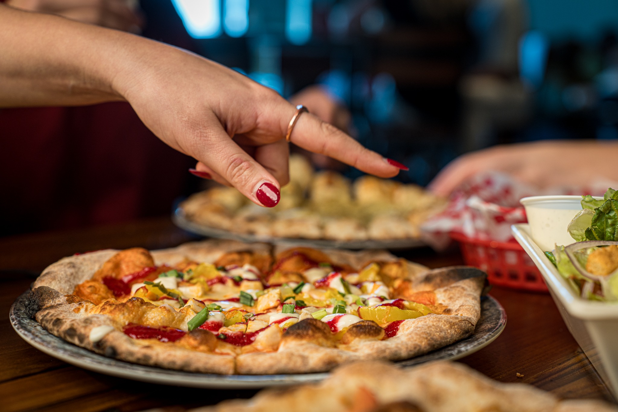 Smokin' Oak Wood-Fired Pizza & Taproom - Clifton, CO Restaurant ad creative