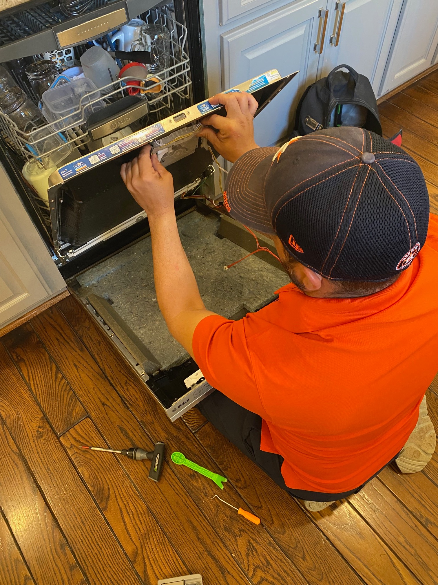 Mr. Appliance of River Oaks