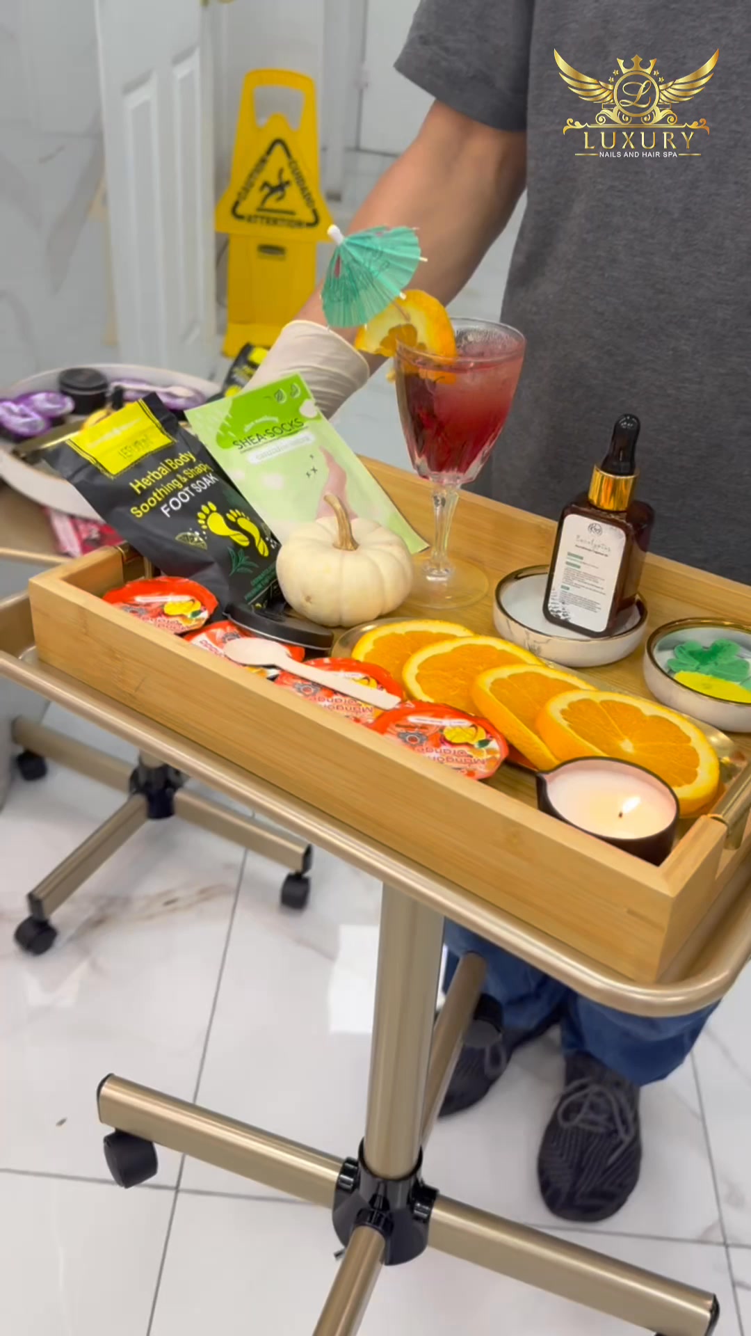 Luxury Nails And Hair Spa Nail Salon ad creative