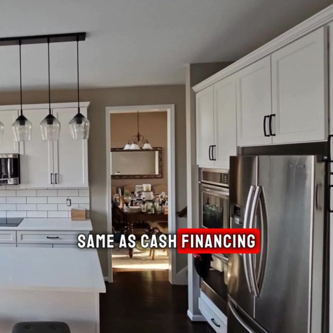 Thinking about repainting your cabinets? 🤔