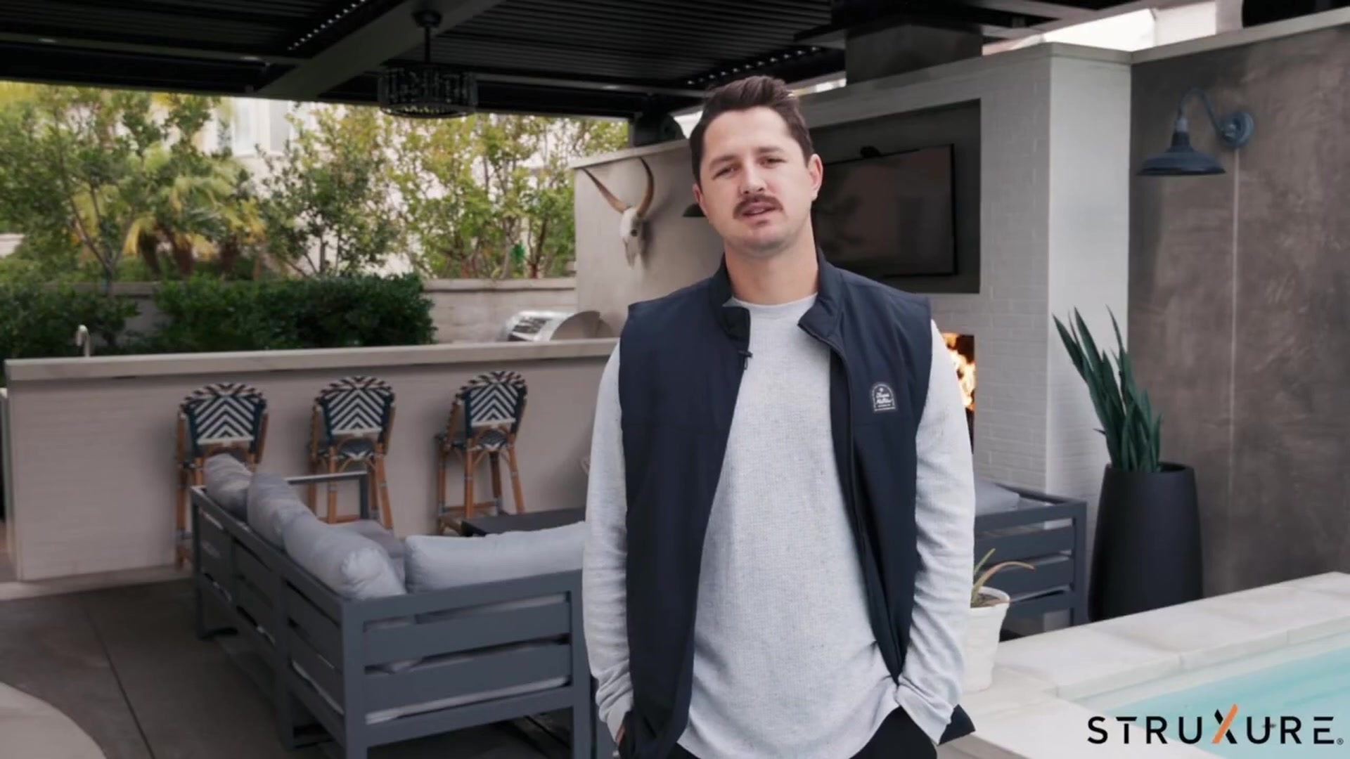 MLB Great: “I call StruXure ‘Sturdy-Elegance”