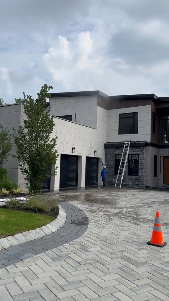 Sunlight Cleaning Services LLC House Cleaning ad creative