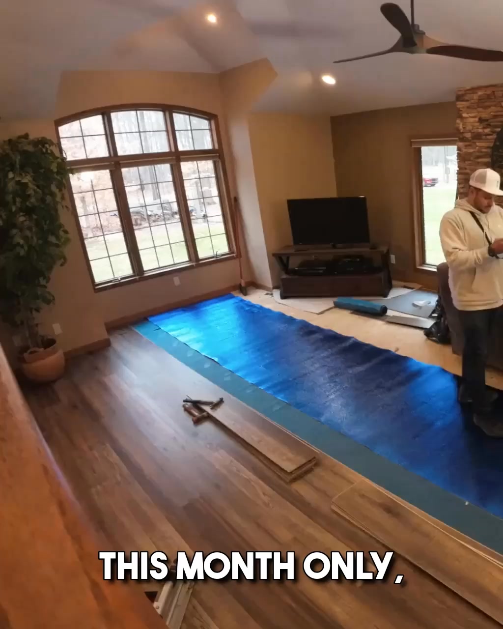 🇺🇸 THIS MONTH: Save up to 75% OFF Flooring!