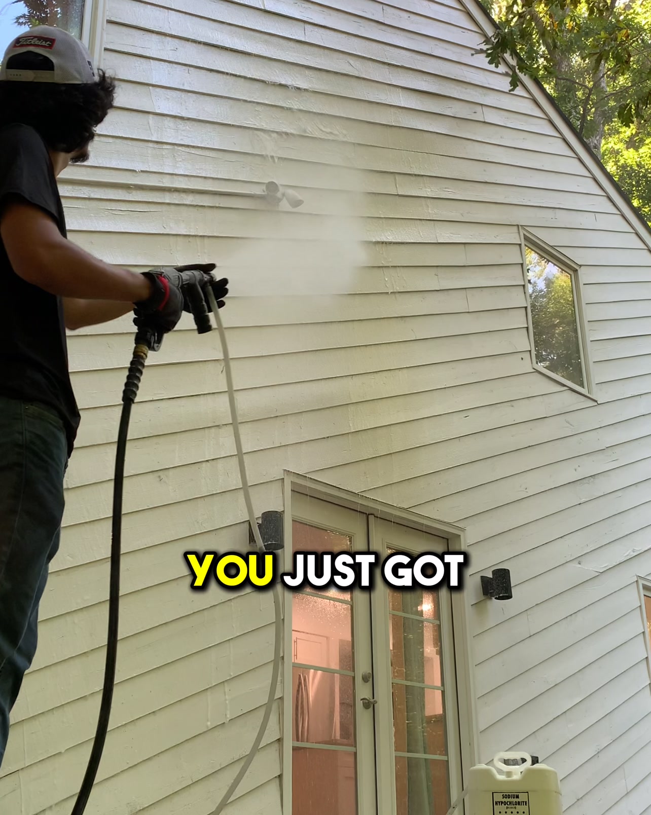 👉 Get $99 Driveway Cleaning With Any House Wash! Limited Time Offer!