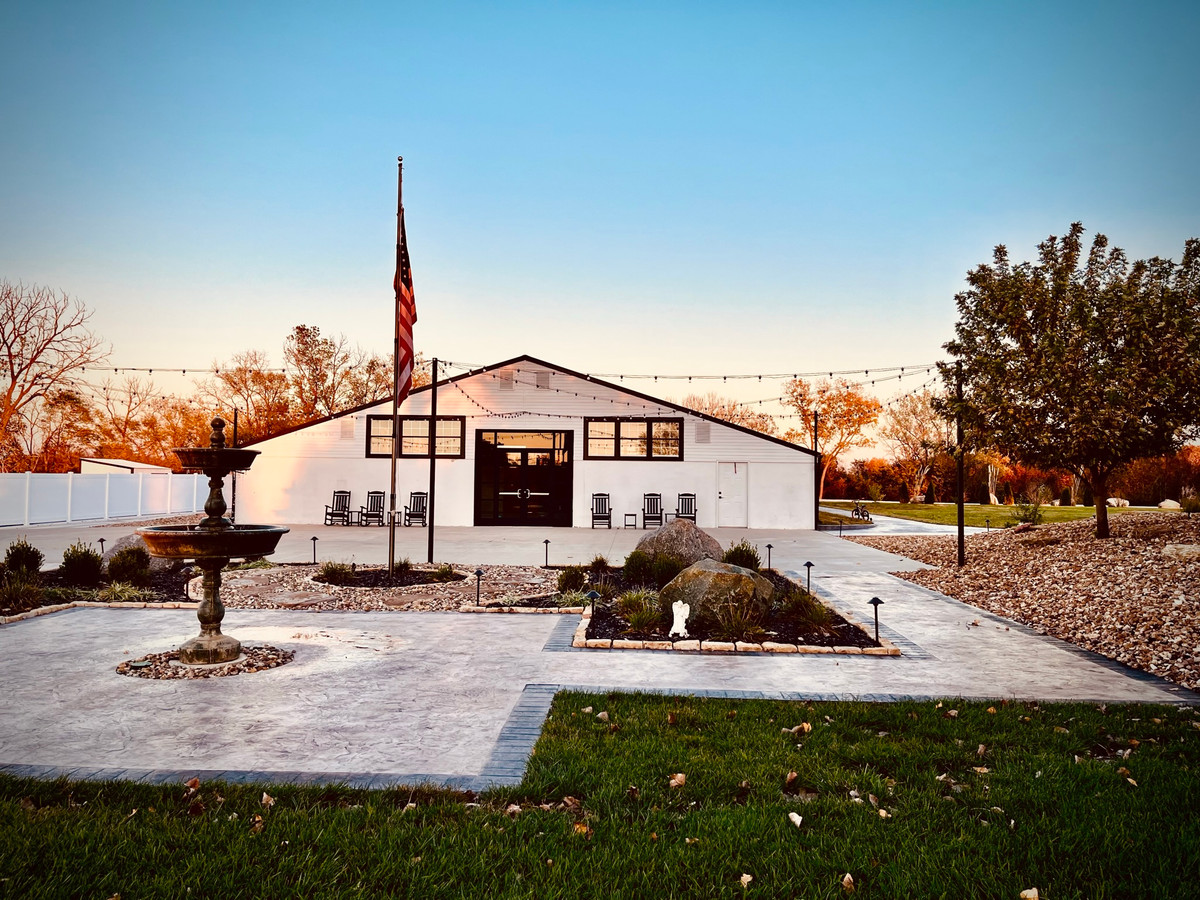 Sun Ridge Event Venue Event Venue ad creative