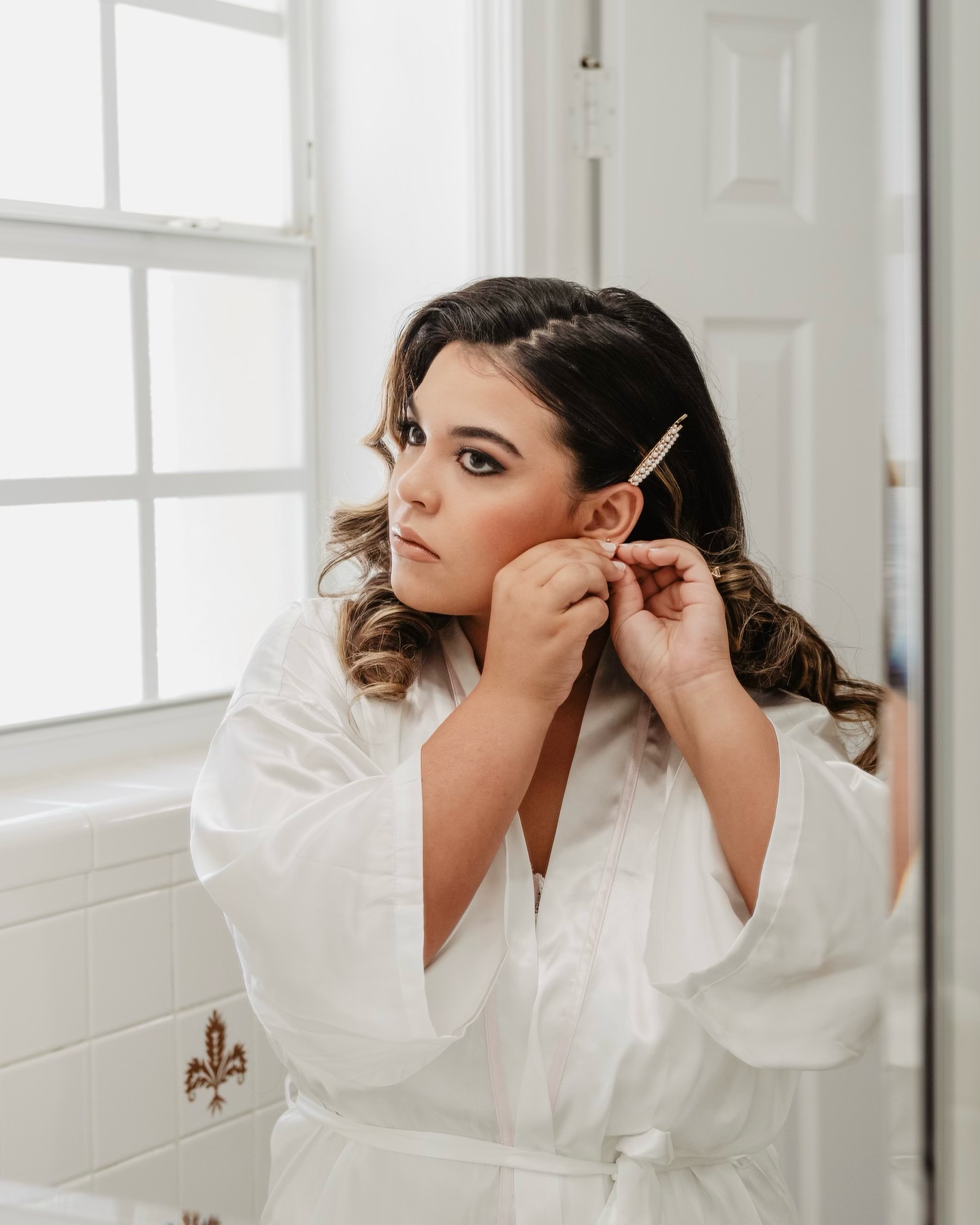 Grazi de Paula Makeup & Hairstylist Makeup Artist ad creative