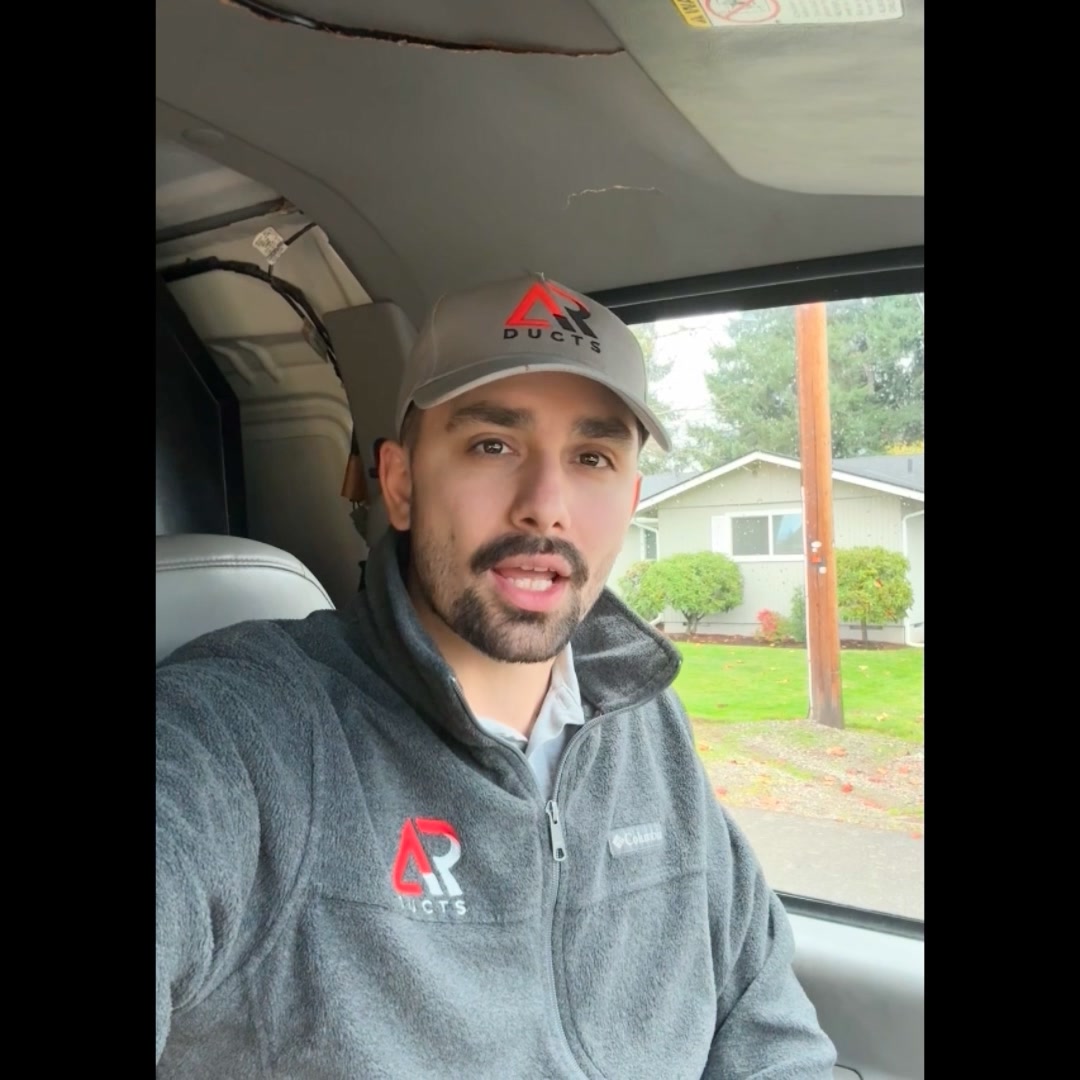 Do You Know What’s Hiding In Your Ducts?🤔