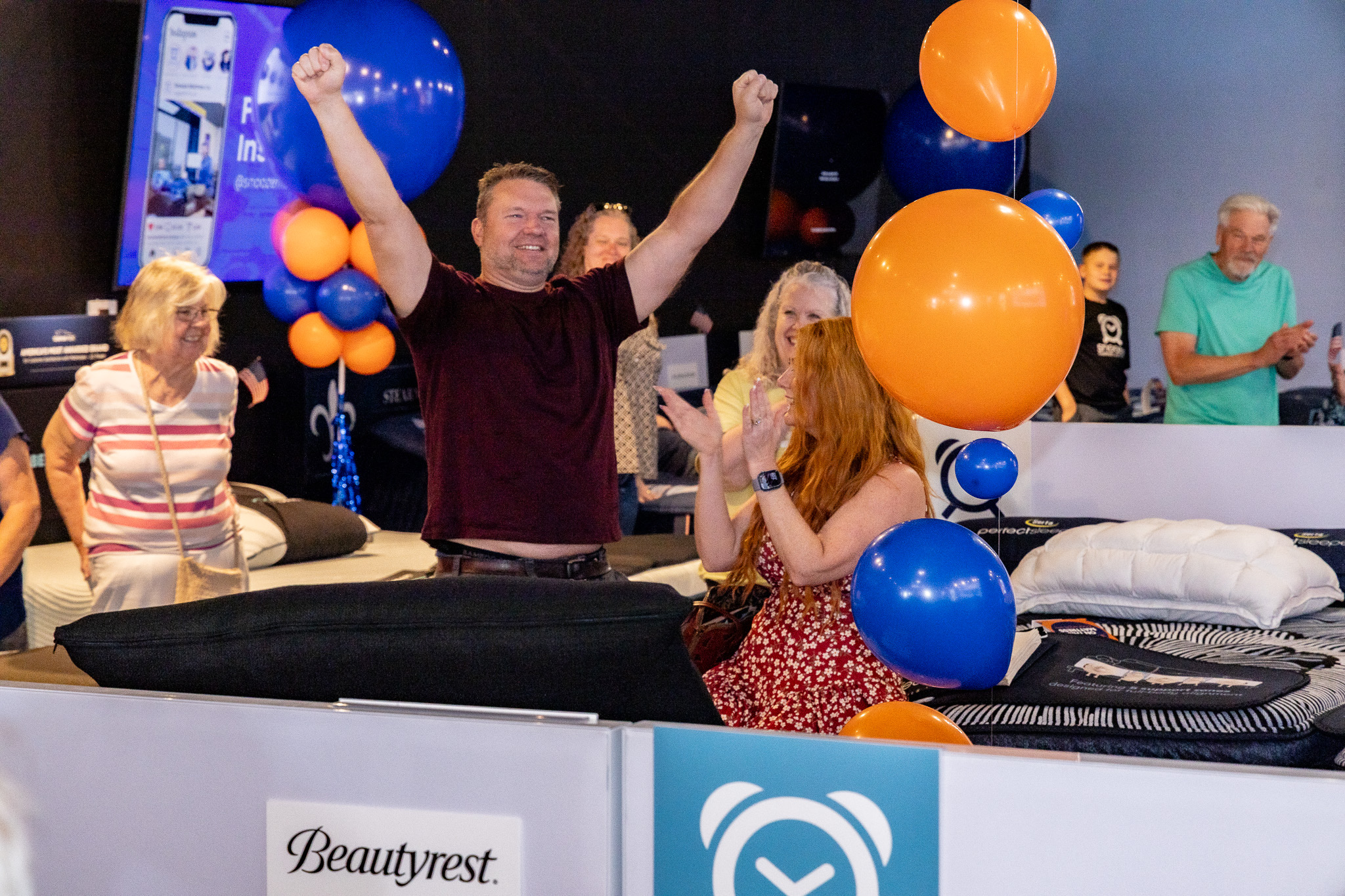 Snooze Mattress & Wellness Restaurant ad creative