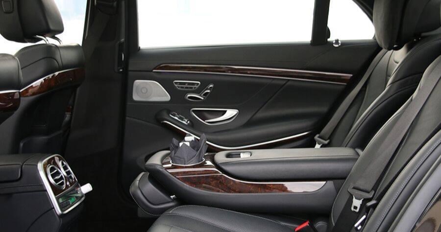 Sophie Limo Black Car Services Limo Service ad creative