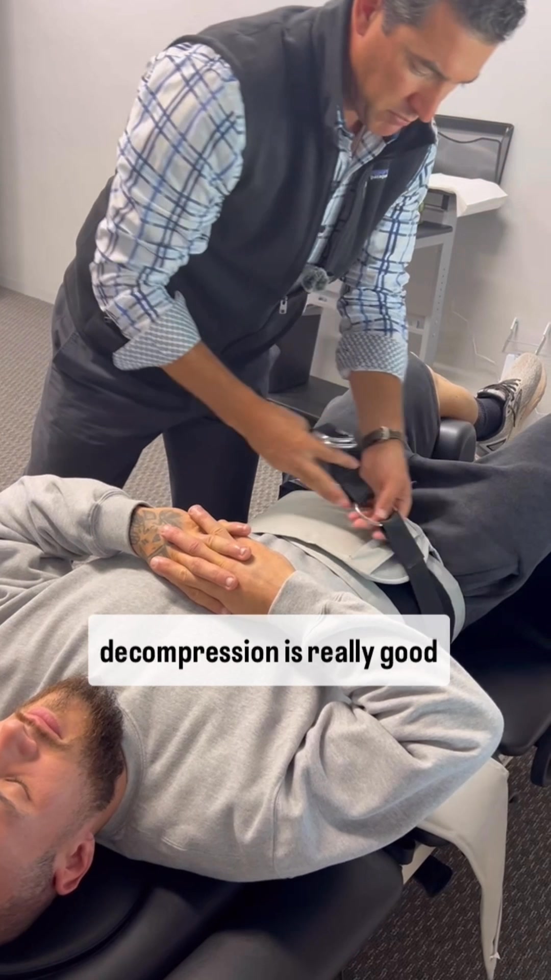 New Patient Special: $47 ($200 Value) Spinal Decompression Exam, X-Rays & Treatment