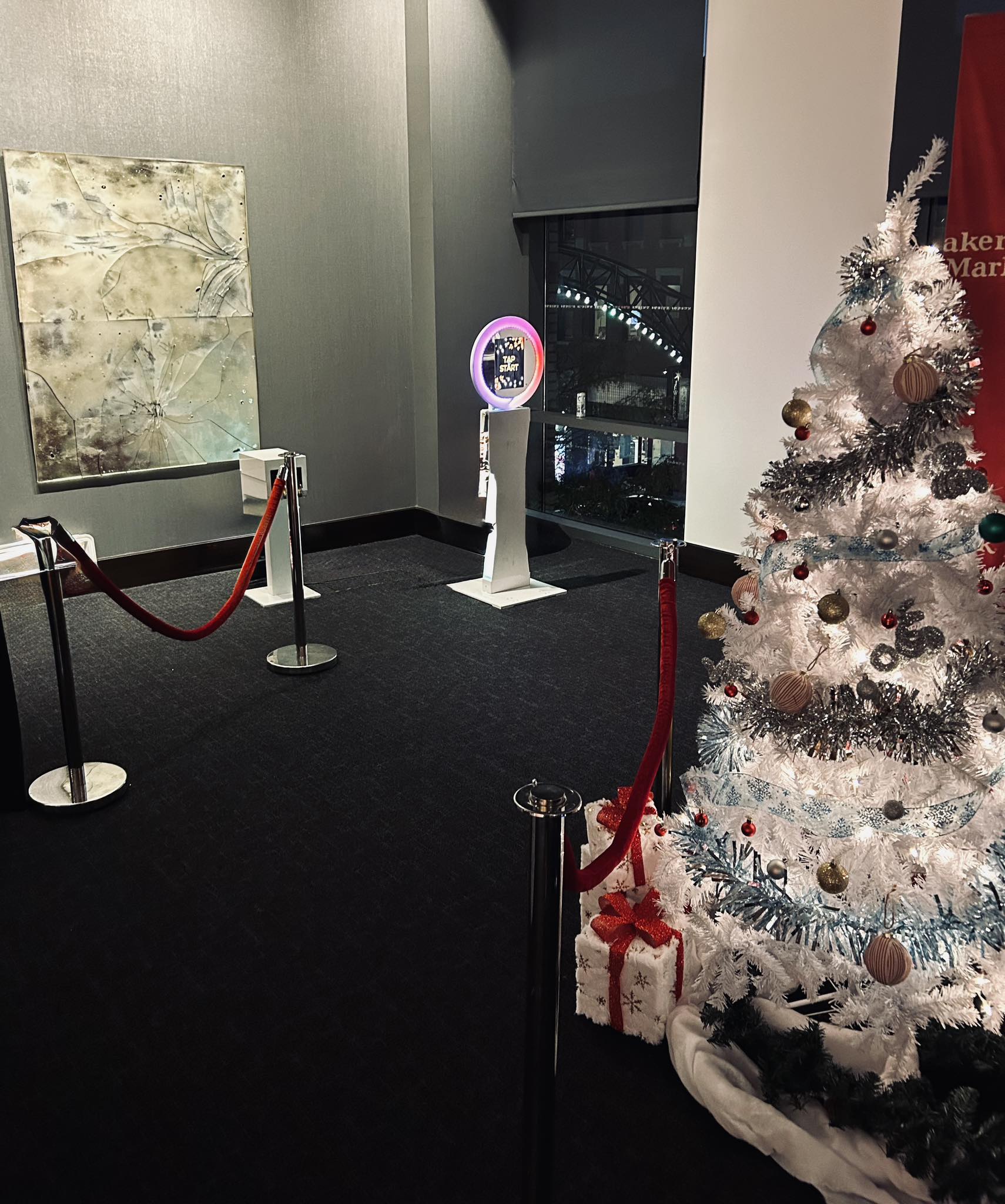 Awesome Entertainment & Party Rentals of Ohio Photo Booth ad creative