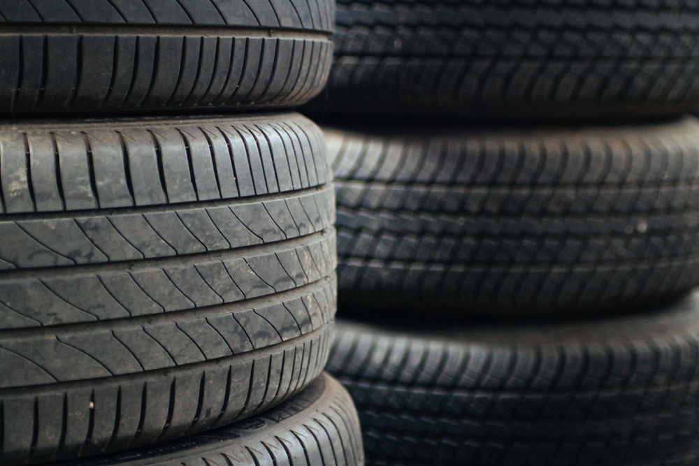 Riker's Automotive and Tire Tire Shop ad creative