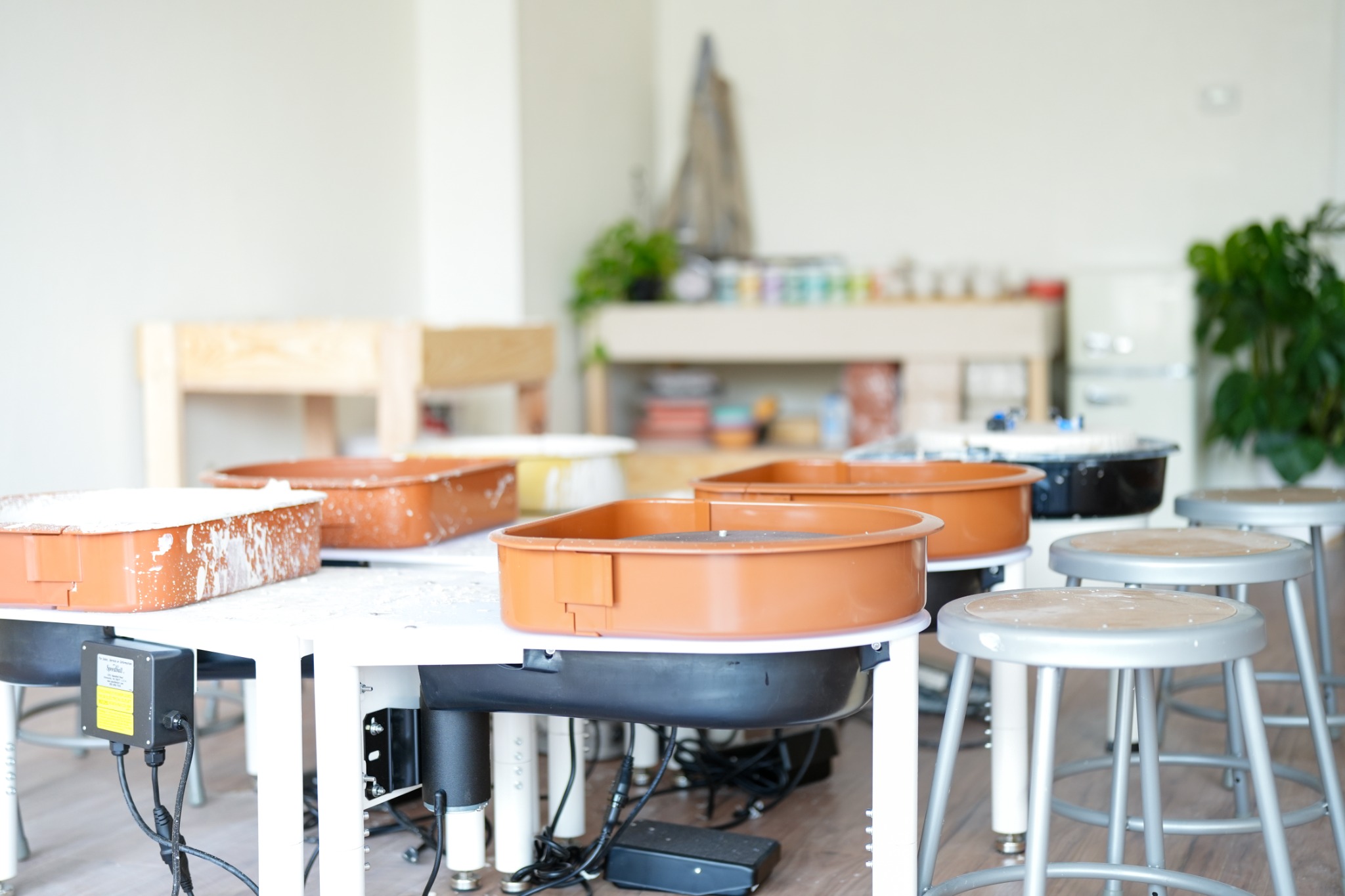 Learn Pottery from the Ground Up